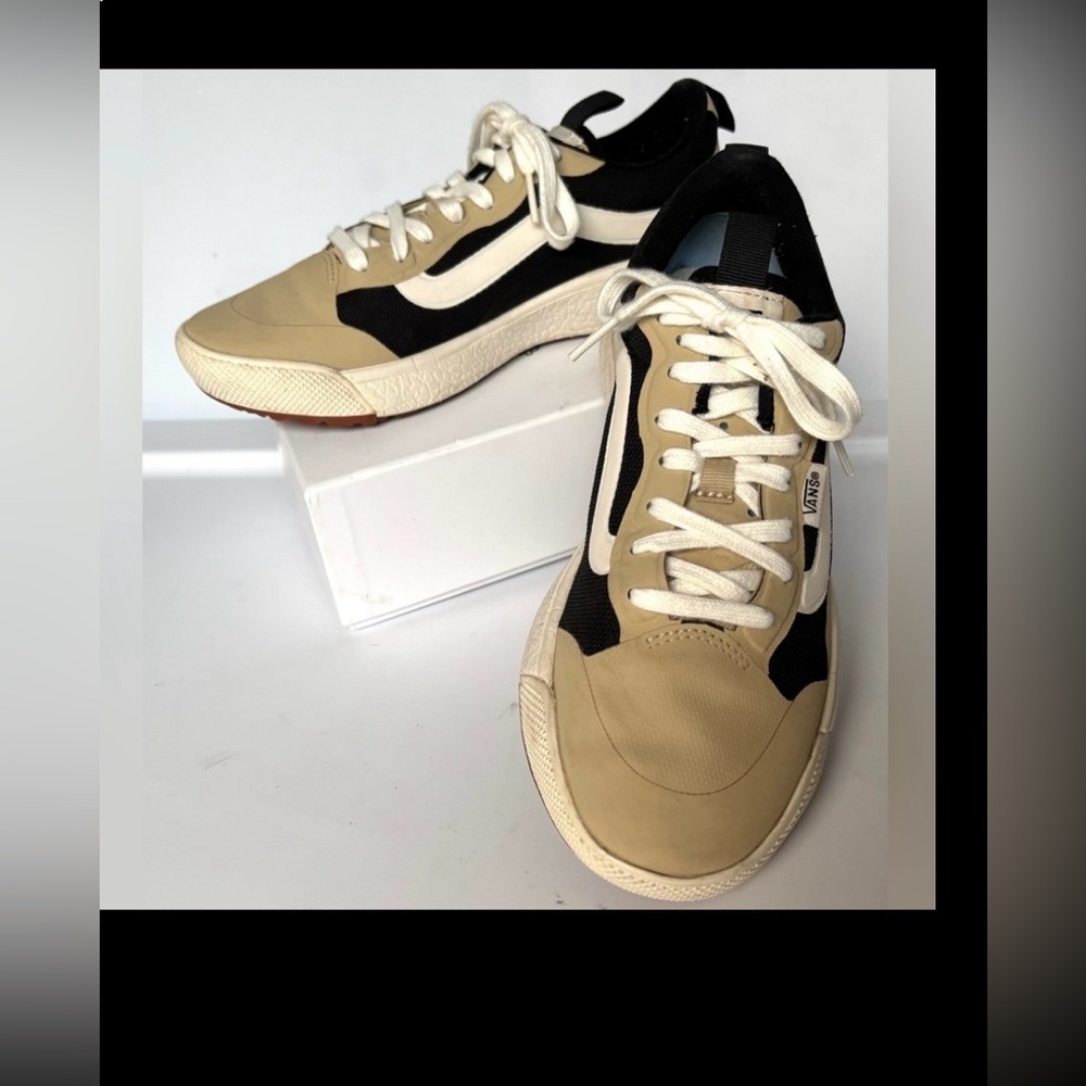 Vans UltraRange Exo Sneakers UltraCush™ Lite Midsole Tan & Black # 721356 Size 7
